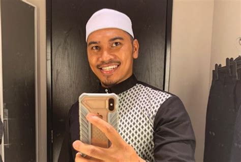 Lafaz cerai pu abu, isteri tidak sah. PU Abu Mengaku Nikah Dengan Hana Secara Sah Di Malaysia