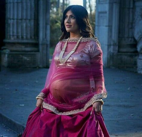 Pin By Srishti Kundra On Picture Perfect Indian Maternity Photos