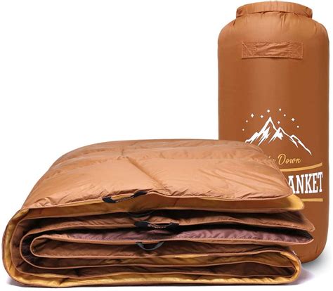 Best Camping Blankets For Your Outdoor Trip In Top Picks