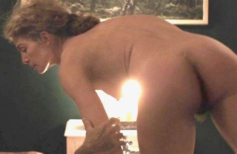 Rosamund Pike Nude Celebs Nude Pictures And Videos