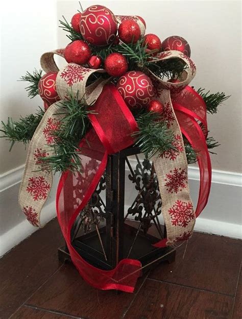 30 Beautiful Christmas Lantern Centerpieces For Home Decor Christmas