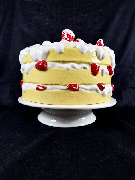 10 8 melamine cake stand with cover white threshold target. Cake Stand, Vintage 1950s Desert Platter, Strawberry ...