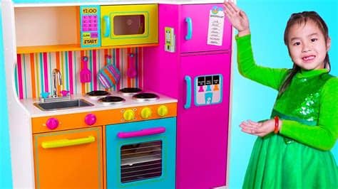 Juega a los mejores juegos de cocina online en isladejuegos. Jannie Cocinota de Juguete | Pretend Play Cooking with ...