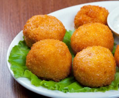 Una selezione di 20 deliziosi antipasti di natale da fare con il bimby, ricette buone e versatili che potete inserire nei vostri menù. Polpette di patate Bimby: la ricetta per preparare ...