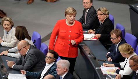 Angela Merkel Tappar Greppet Vem Ska Nu Rädda Europa