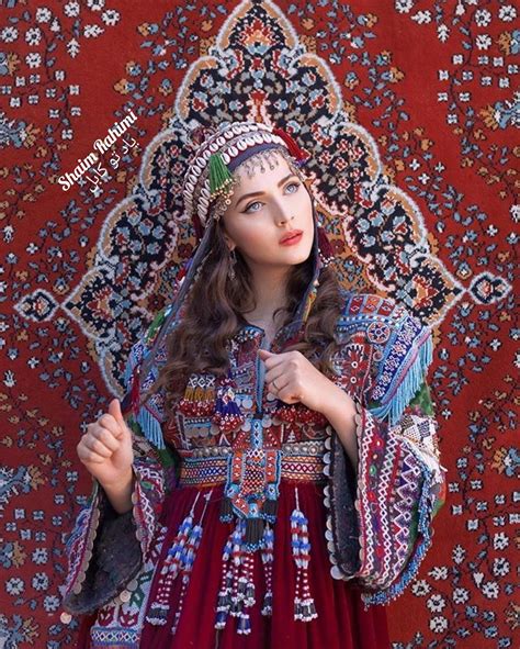 Pin By Ara Beauty On Afghan Dressلباس افغانی Afghan Dresses Afghan Girl Afghan Wedding