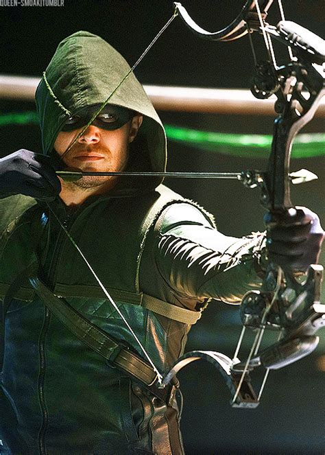 Stephen Amell As Oliver Queen As Arrow Arrow Tv Oliver Queen Arrow
