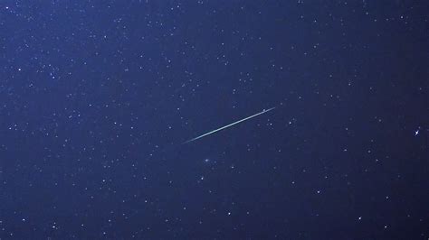 Noch bis freitag kann man die meisten perseiden am himmel bewundern!. Sternschnuppen funkeln auch im Livestream - Bild.de
