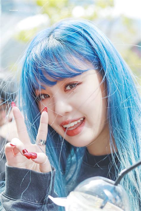 𝐋𝐨𝐯𝐞 𝐲𝐨𝐮 𝐛𝐚𝐛𝐞 on Twitter Love you babe Korean girl groups Blue hair