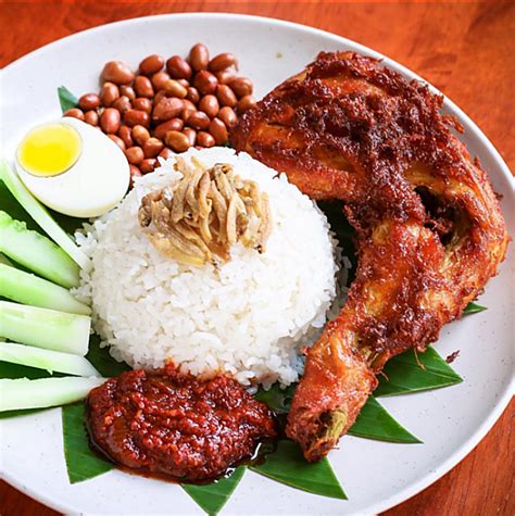 It is a gastronomical delight you. FREE NASI LEMAK!