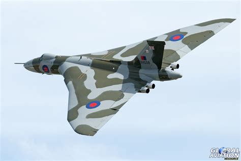 30a7904 Avro Vulcan Delta Wing Awesome Inventions Aviation Image