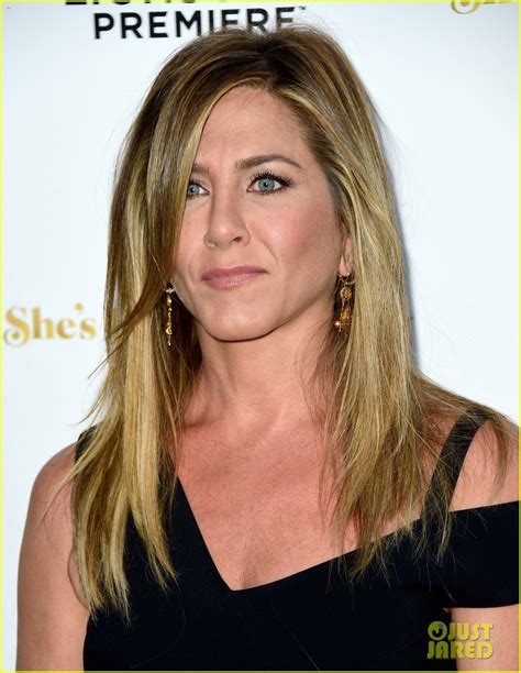 Jennifer Aniston Steps Out For First Time As A Married Woman Photo