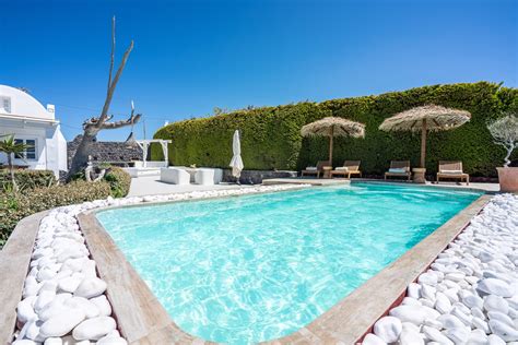 Private Pool Villa In Oia Santorini Swinging Sunset Villa