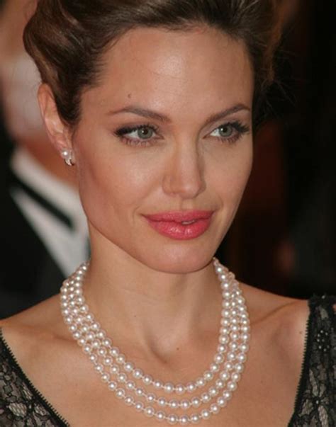 The Triple Strand Pearl Necklace How To Style It Pearlsonly