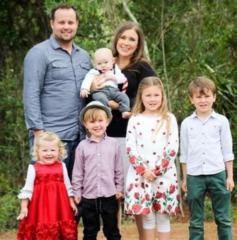 Josh is the first child born to michelle and jim bob duggar; Quick Celeb Facts | Josh Duggar Facts: Wiki, Age, Wife ...