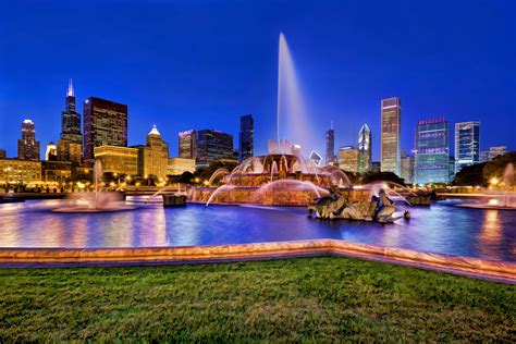 Buckingham Fountain Panorama Chicago