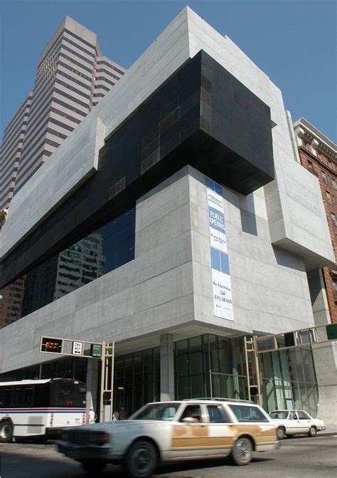 Completed In 2003 The Rosenthal Center For Contemporary Art In