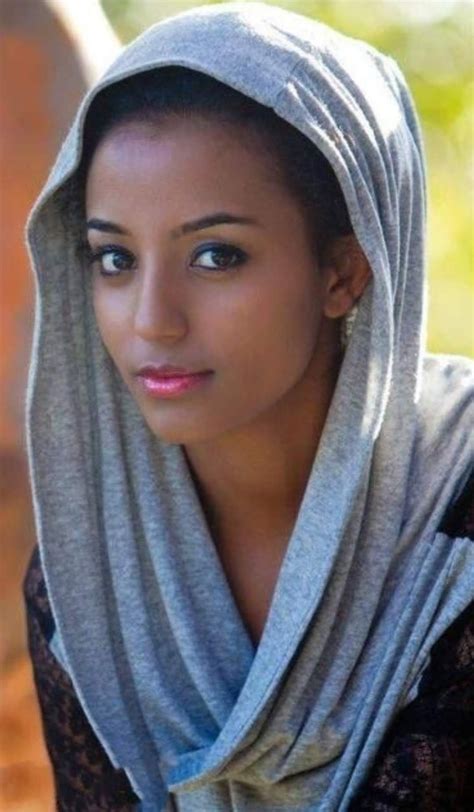 Pin By Aoku On Beautiful Girl Ethiopian Beauty Ethiopian Women