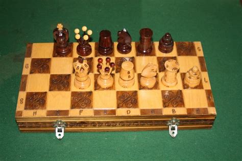 How Do You Choose Chess Board For More Interesting Chess Games Mera