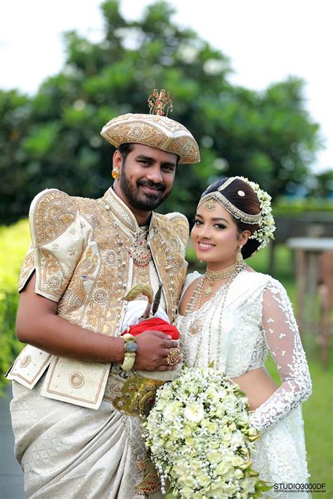 Actress Tharushi Nayanathara Wedding Day Gossip Lanka News Photo