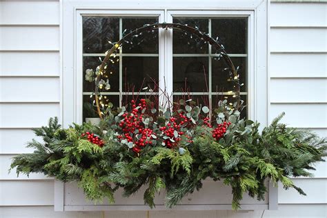 Through our window planters, hanging window boxes, wood window boxes and many. The Impatient Gardener: HOLIDAY CHEER FOR OUTSIDE