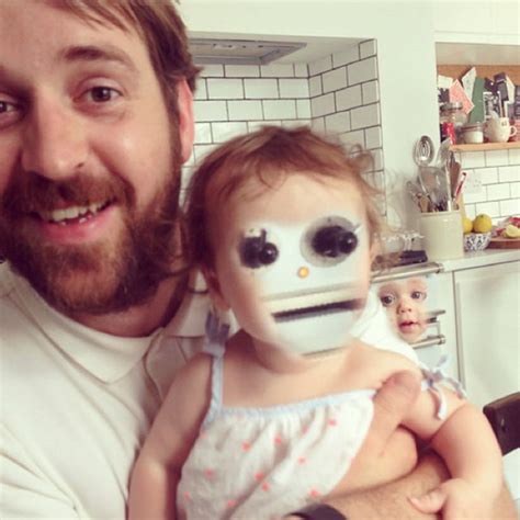 20 fois où des gens ont essayé d'échanger leur visage avec un bébé et l'ont immédiatement ...