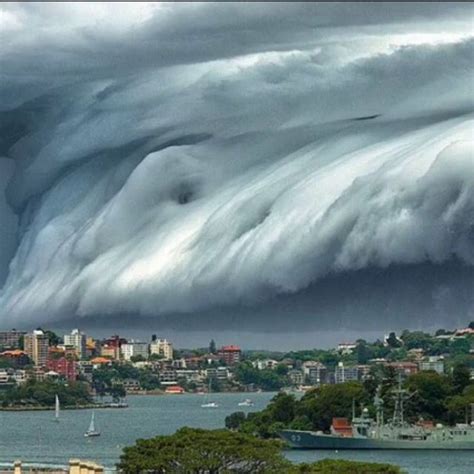 Tsunami Wave Sydney Epic Thunderstorm Thunderstorms Tornadoes