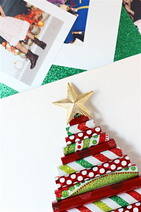 Wrapping Paper Christmas Tree Canvas With Photo Ornaments