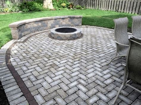 Easy Paver Patio Ideas And Designs On A Budget For Small Backyards Patio Pavers Design