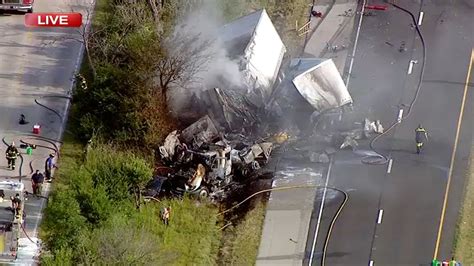 1 Dead In Fiery Semi Crash On Interstate 55 Northbound Lanes Near
