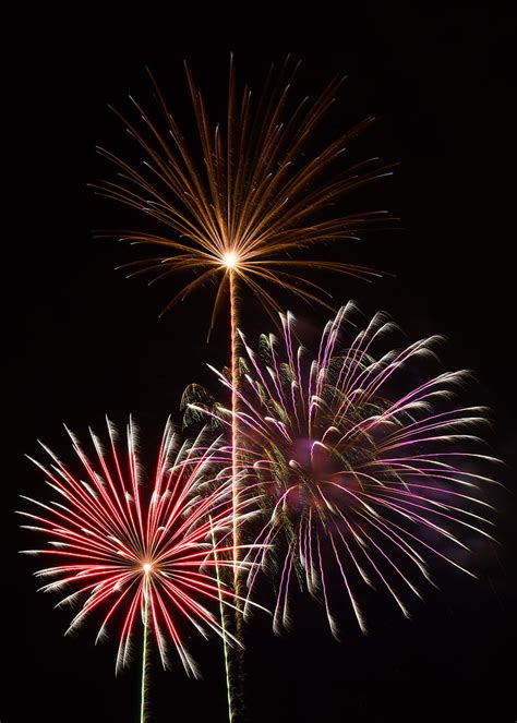 Fireworks Sparks Explosion Light Dark Hd Phone Wallpaper Peakpx