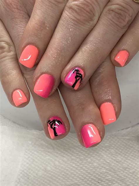 Summer Vacation Tropical Palm Tree Pink Coral Ombré Gel Nails Light