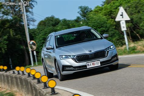 Škoda Octavia Combi 2 0TSI 4x4 金門試駕品牌一哥現身秀實力十項全能難以挑剔 Mobile01