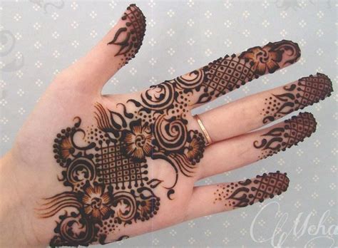 The mehendi designs above are amongst the most trending and unique patterns which cater to the needs of all age groups and occasions alike. Best Mehndi Designs For Different Occasions: Piya ki pyari ...