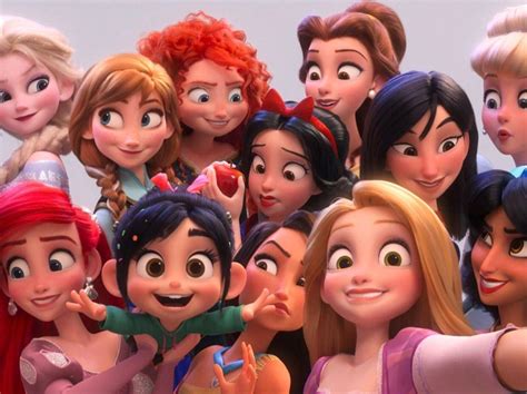 Wreck It Ralph 2 Disney Princess Selfie Scrolller