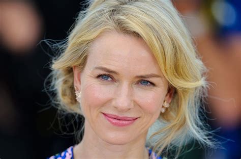 Hooked 54 Year Old Actress Naomi Watts Got Married For The First