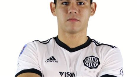 Saúl Salcedo firmó por cinco años, y defenderá a Olimpia ...