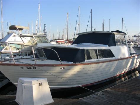 33 Feet 1965 Chris Craft Cavalier 26595 Antique Boat America