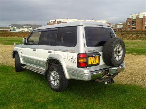 Our Life In A Caravan Mitsubishi Pajero Lwb 28 7 Seater With Tow Bar