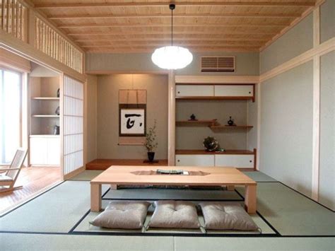 Desain rumah 1 lantai ini memiliki 2 lantai di bagian dalamnya. 12 Desain Ruang Tamu 'Duduk di Lantai' ala Jepang yang ...