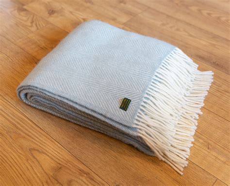 Fishbone Duck Egg Wool Throw