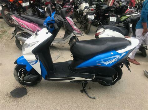 Dio bs6 honda dio scooter price in nepal 2020. Honda Dio Dlx refurbished scooter at best price | CredR