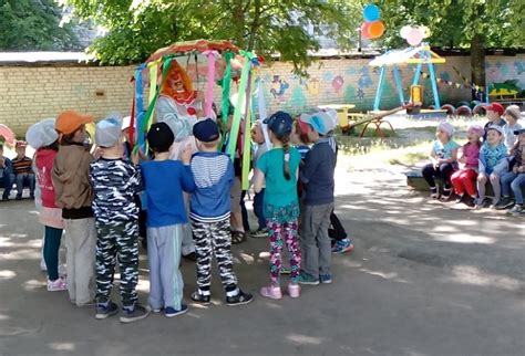 Официальный профессиональный праздник день российского букмекера, известный также как день организаторов пари. 28 ИЮНЯ в нашем детском саду прошел летний праздник ...