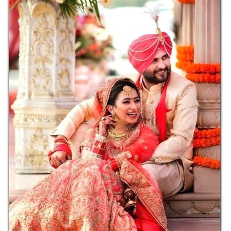 Sweet Punjabi Wedding Couple Wallpaper Carrotapp