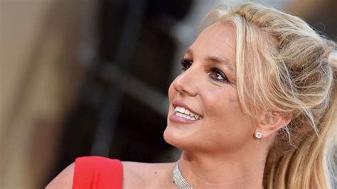 Law Enforcement Conducts Welfare Check At Britney Spears Home