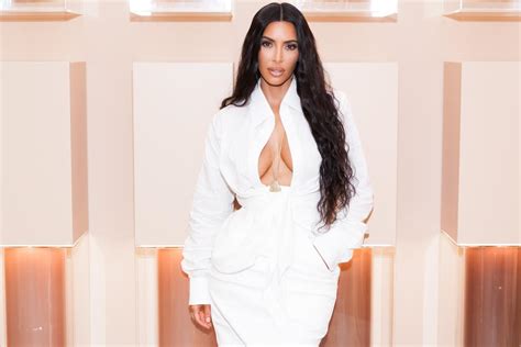 Kim Kardashian S Skims Ad Pulled After Video Fail Scandal