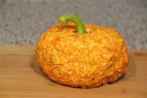 Spicy Pumpkin Cheese Ball Rainstorms And Love Notes