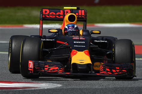 Nieuws en video's over max verstappen. LIVE: Red Bull-debuut Max Verstappen in GP Spanje