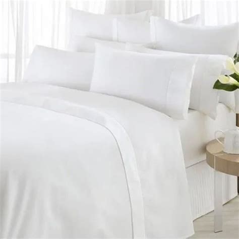 White Cotton 210tc Hotel Double Bed Sheets Plain Premium Size 90 X100 At Rs 900 Piece In Benaulim