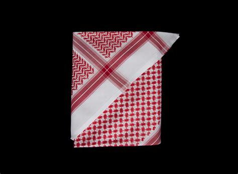شماغ سعودي رحلة استكشافية مع متجر نيشان ستايل للأزياء التقليدية